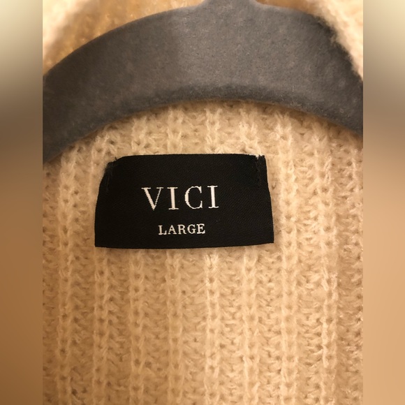 Vici Slouchy Sweater - Picture 7 of 9